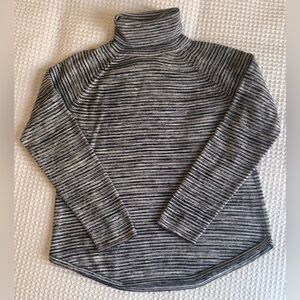 Cotton turtleneck sweater, Wms size Medium